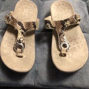 Vionic Tan and Brown Sandals with Animal Print. Excellent Condition